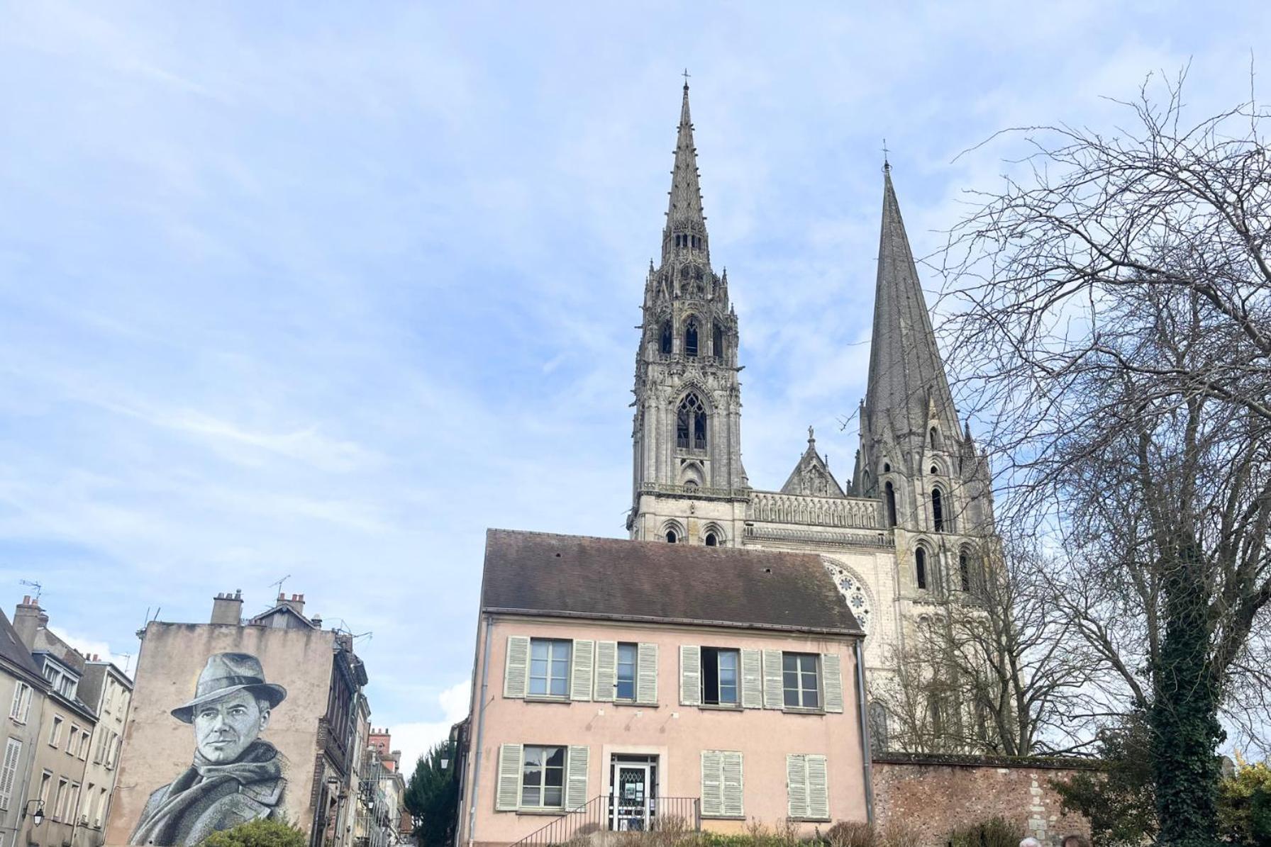 Henri En Scene - Charme & Confort En Hypercentre Chartres - Au Pied De La Cathedrale מראה חיצוני תמונה